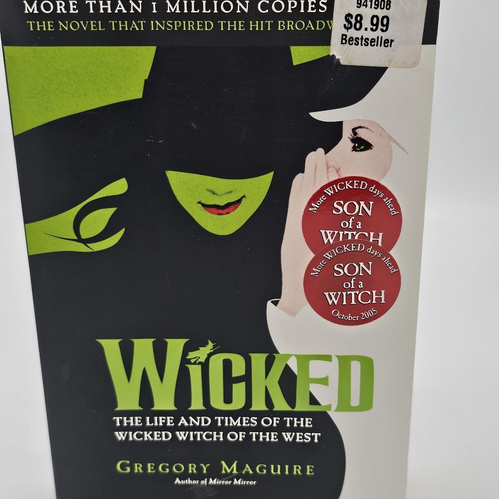 Wicked : The Life and‎ Times of the Wicked Witch of the West by Gregory...